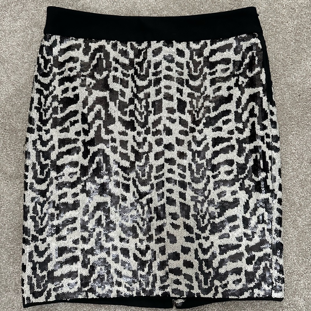The Limited, black and white leopard/animal print, sequin skirt, size 10